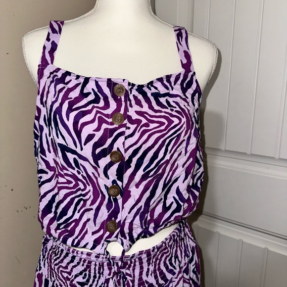 Bar III Women  Purple Zebra Animal Print Crop Top with matching wide leg pants - Picture 7 of 10